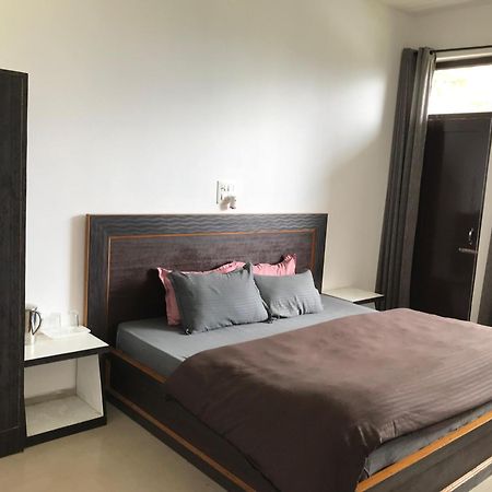 Mcleodganj Diaries Guest House Дармсала Экстерьер фото