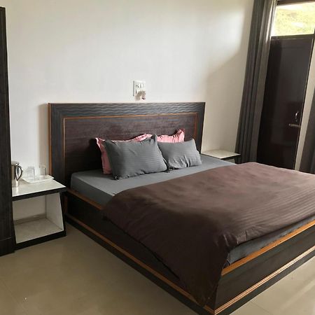 Mcleodganj Diaries Guest House Дармсала Экстерьер фото