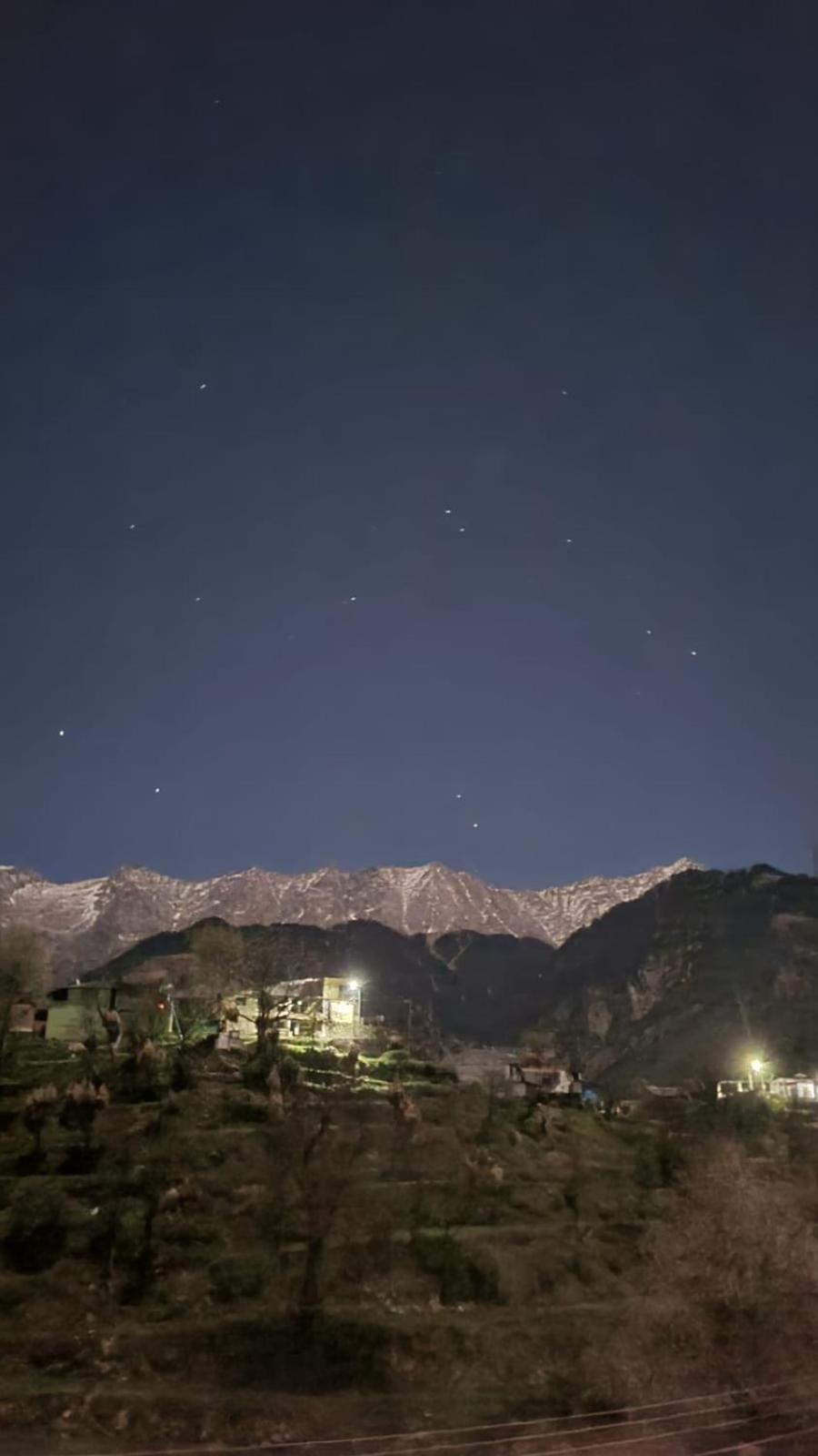 Mcleodganj Diaries Guest House Дармсала Экстерьер фото