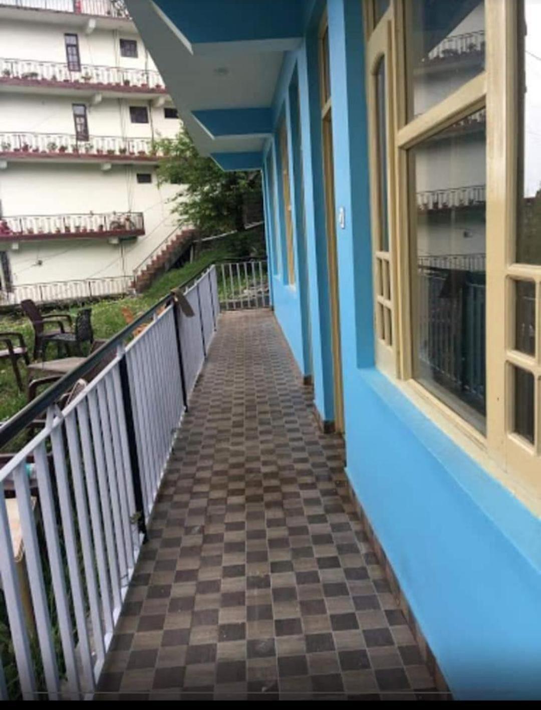 Mcleodganj Diaries Guest House Дармсала Экстерьер фото