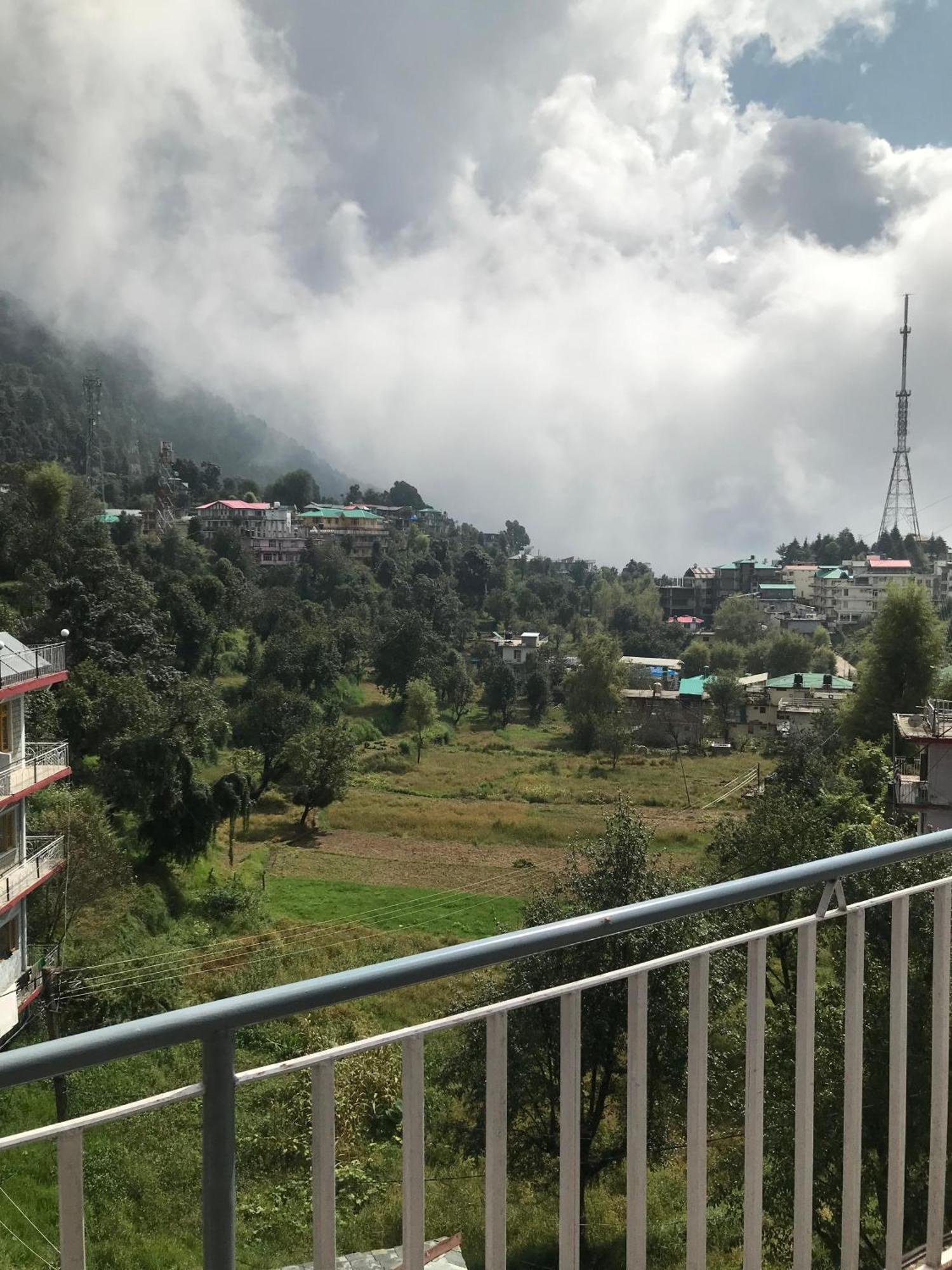 Mcleodganj Diaries Guest House Дармсала Экстерьер фото