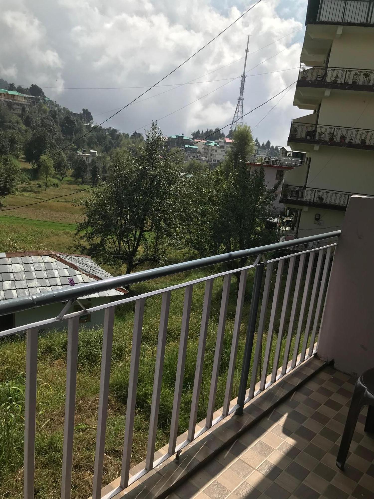 Mcleodganj Diaries Guest House Дармсала Экстерьер фото