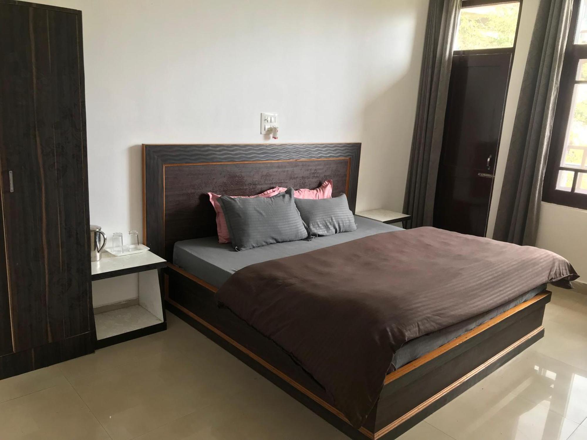 Mcleodganj Diaries Guest House Дармсала Экстерьер фото