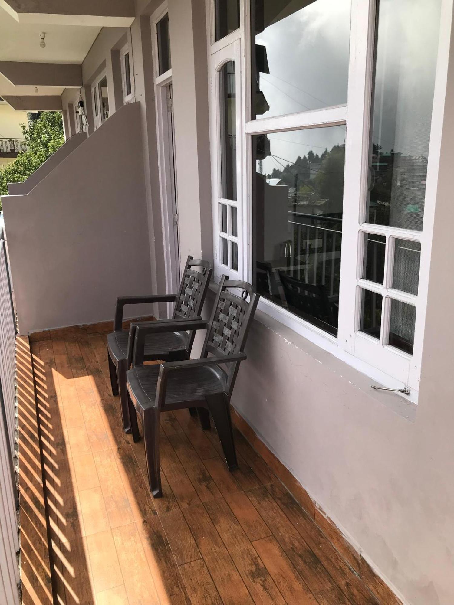 Mcleodganj Diaries Guest House Дармсала Экстерьер фото