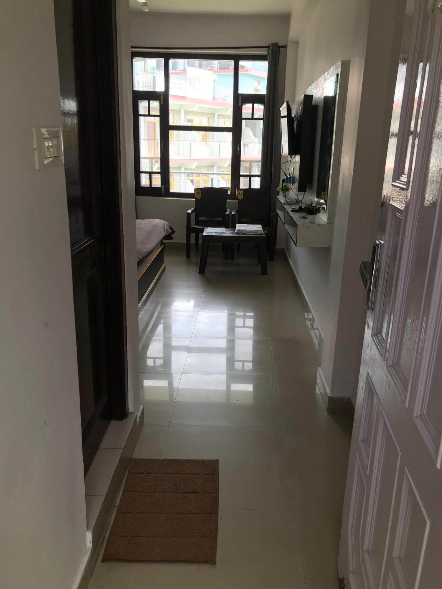 Mcleodganj Diaries Guest House Дармсала Экстерьер фото
