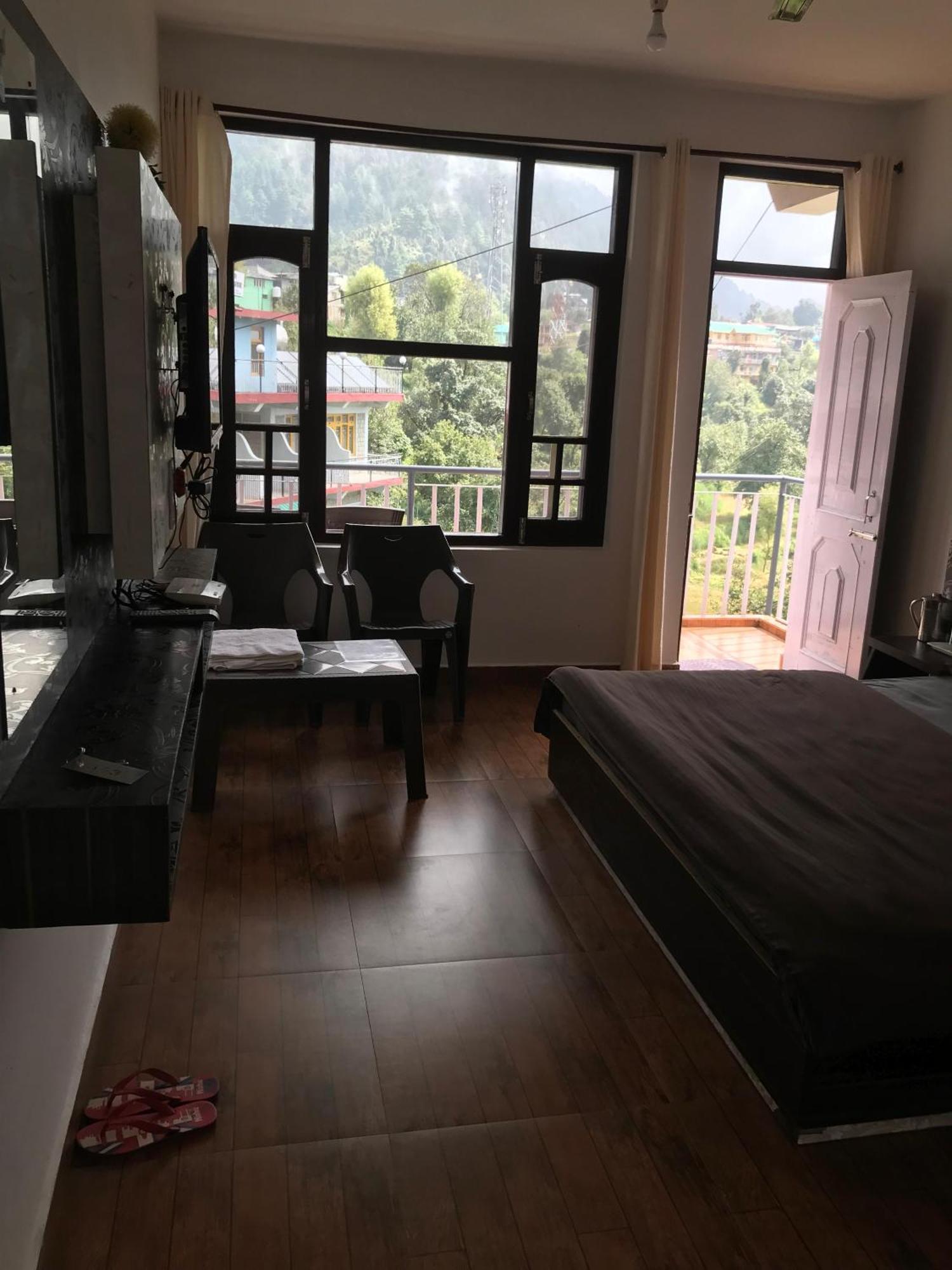 Mcleodganj Diaries Guest House Дармсала Экстерьер фото