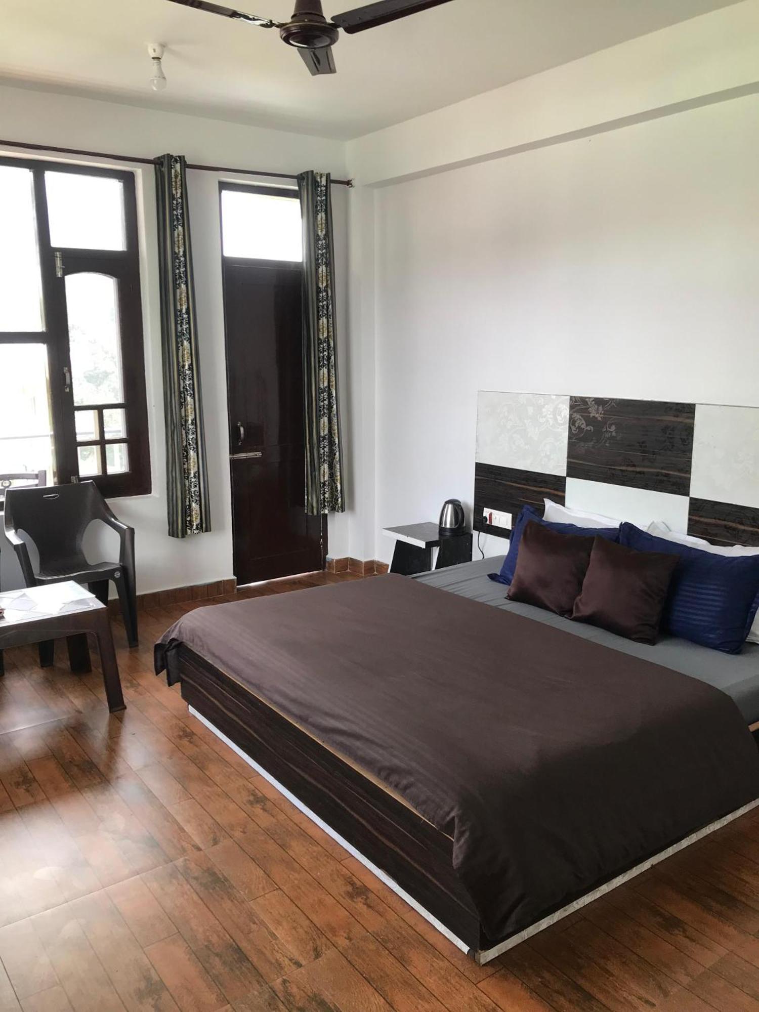 Mcleodganj Diaries Guest House Дармсала Экстерьер фото